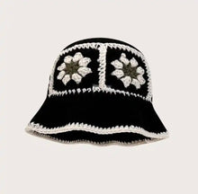 Flower bucket hat