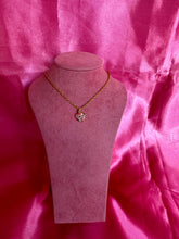 Crystal shape necklace