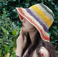 Colourful bucket hat