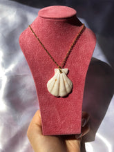 Seashell necklace