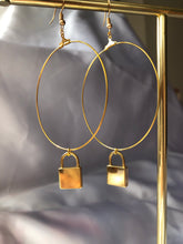 Large lock hoops