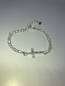 Sparkle cross bracelet - Icegoldbyvee