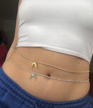 Wings belly chain