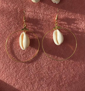 Seashell hoops