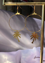 Palm tree hoops