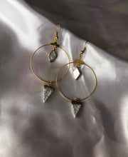 Pendant earrings